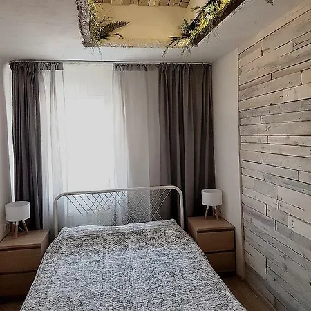 Dp Art 14 Old Town Self Check In Apartmán